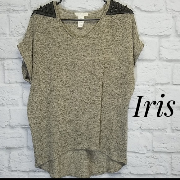 iris Tops - Iris | High Low Knit Top